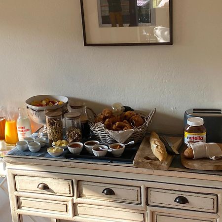 Domaine Du Tafiart Bed & Breakfast Sarron Eksteriør bilde