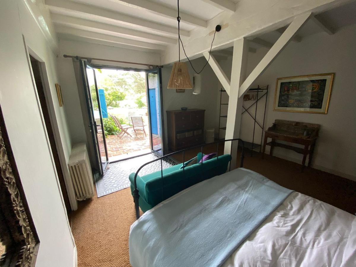Domaine Du Tafiart Bed & Breakfast Sarron Eksteriør bilde
